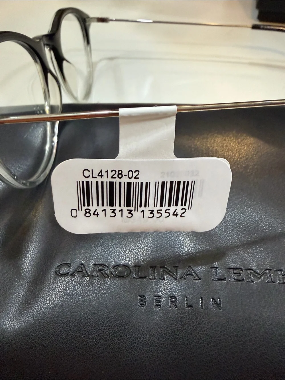 Two-Tone Round Women’s Glasses - Black & Clear